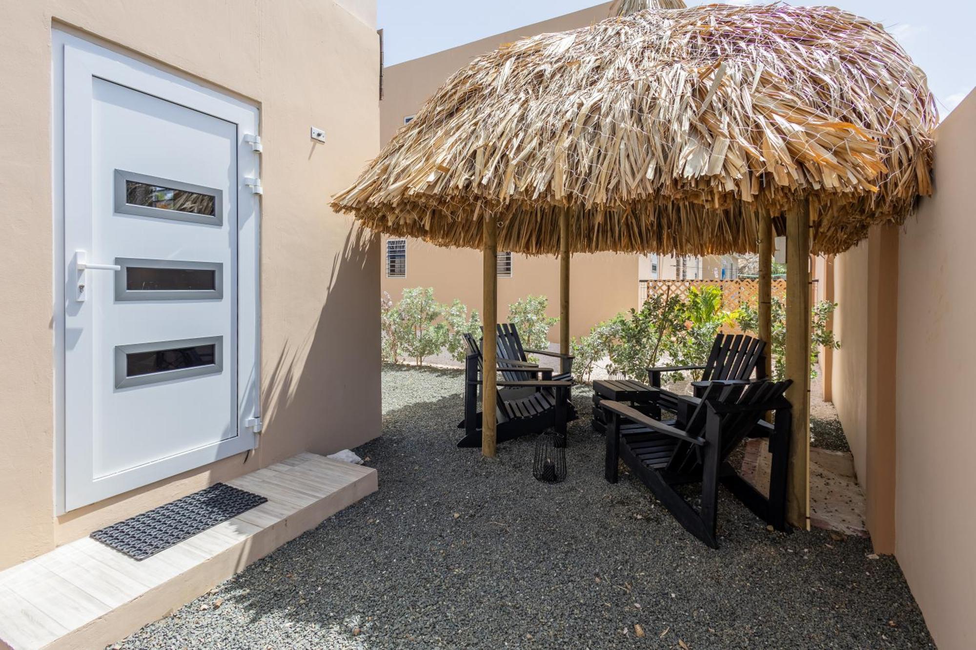 Av Curacao - Centrally Located Spacious Apartment Willemstad Exterior photo